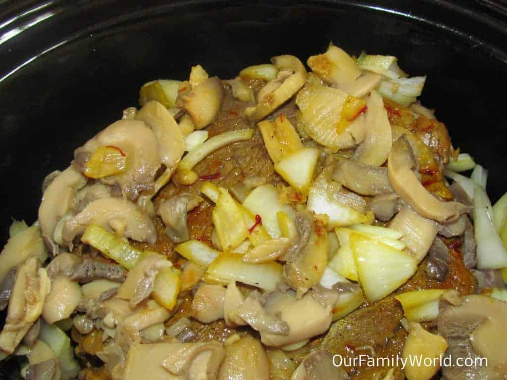 slow-cooker-recipe-beef-saffron-and-mushrooms