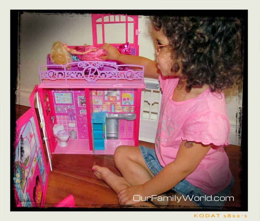 play-and-save-with-barbie