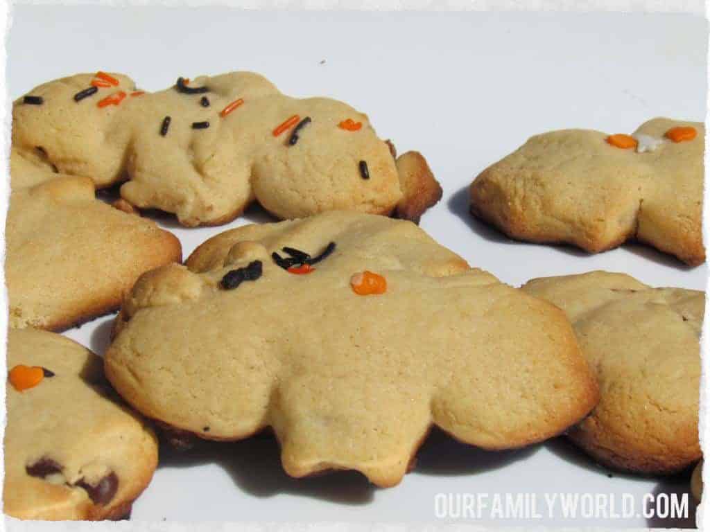 easy-recipes-halloween-cookies-with-kids