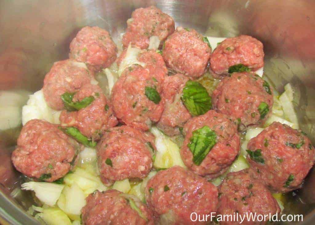 healthy-holiday-recipe-spinach-beef-balls