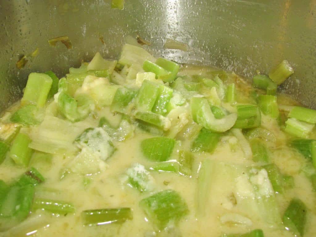 healthy-recipe-celery-cream-soup