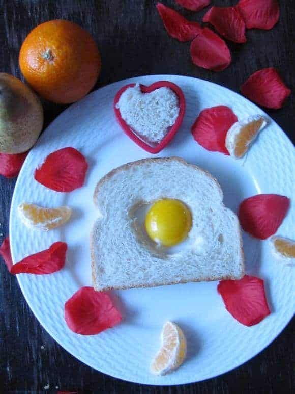 valentines-day-recipe-kids-heart-shaped-breakfast