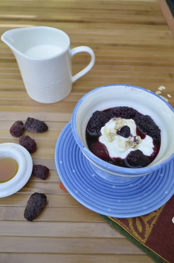 healthy-breakfast-recipe-for-kids-maple-berry-compote