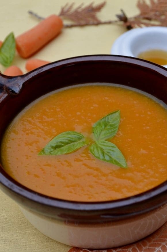easy-healthy-recipe-carrot-maple-soup