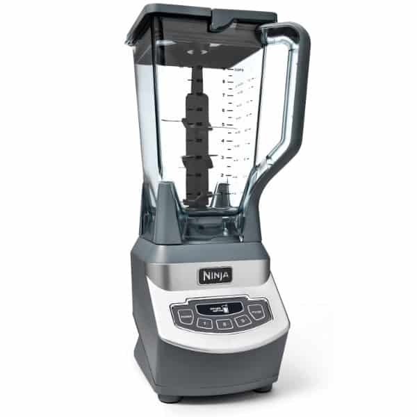 Ninja Blender: Professional and works perfectly in the kitchen. A great gift idea for  busy mom for Christmas