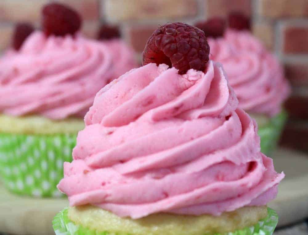 Raspberry Maple Mother's Day Cupcake Recipe