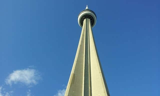 Best Family Friendly Things To Do In Toronto: CN Tower