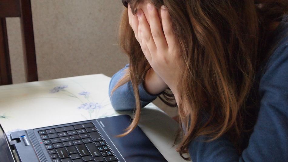 Can proper parental supervision actually reduce cyber bullying? You may know the short answer, but find out exactly why & how it helps.