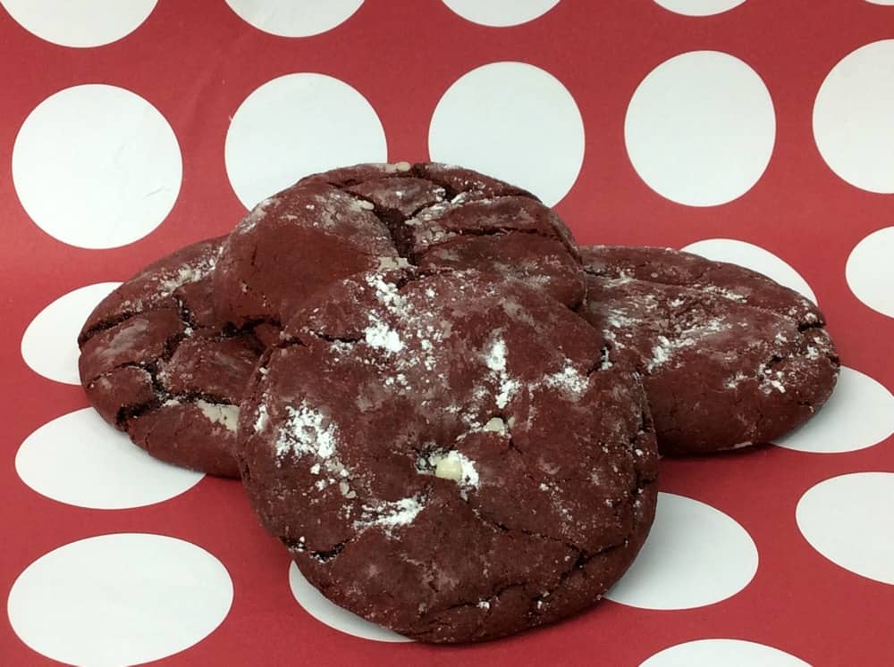Looking for an easy Valentine's Day dessert idea? These red velvet cookies will be a huge hit!