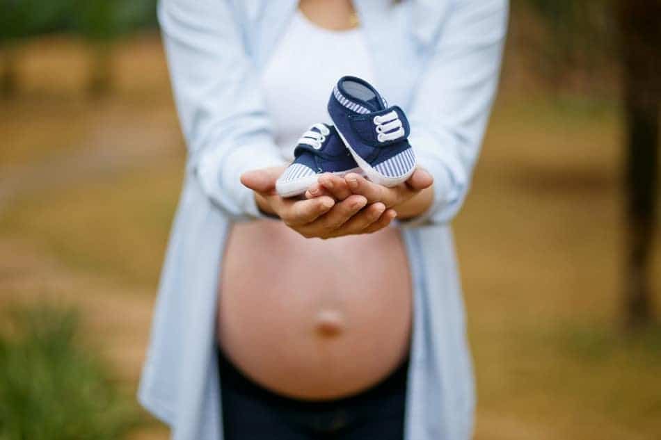 How long until your bundle of joy makes his big appearance? Keep track with these top 5 pregnancy due date countdown apps!