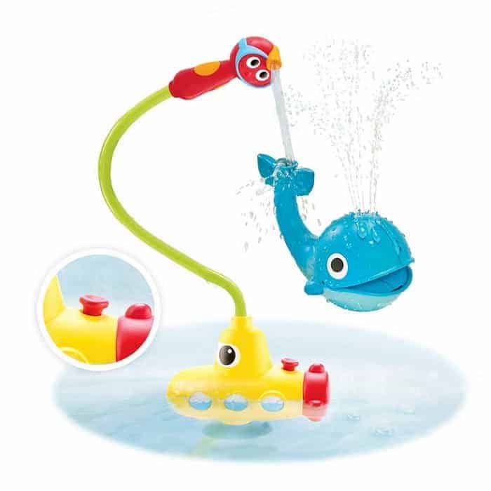 Learn the benefits of and safety tips for bathing with your baby, plus check out two really awesome tub time toys your baby will love!