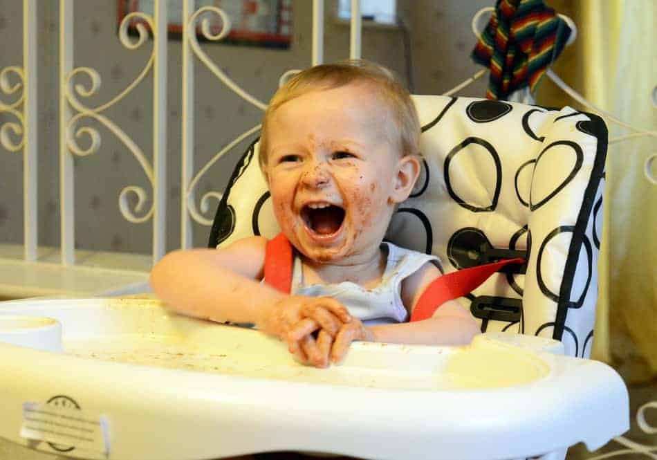 Dealing with a tot that likes to toss his spaghetti across the room? Check out these six genius tips to stop food throwing in your toddler!
