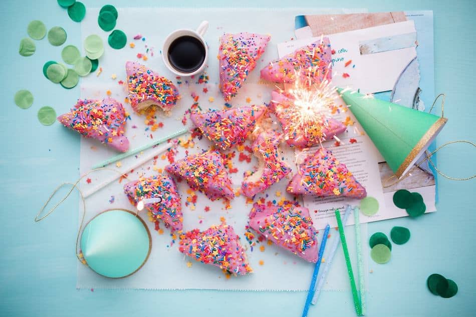 "Happy Birthday" doesn't have to mean "budget buster." There are inexpensive birthday party ideas for adults that will make anyone feel like a million bucks - without you having to spend BIG bucks!